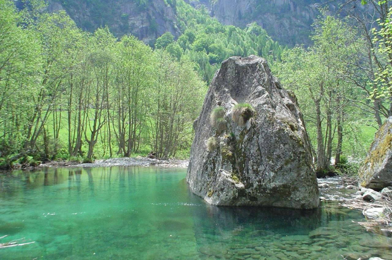 Hotel Ristorante Sasso Remenno Val Masino Bagian luar foto