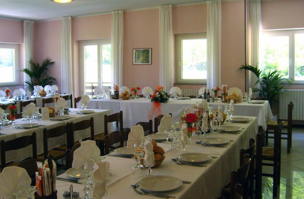 Hotel Ristorante Sasso Remenno Val Masino Bagian luar foto
